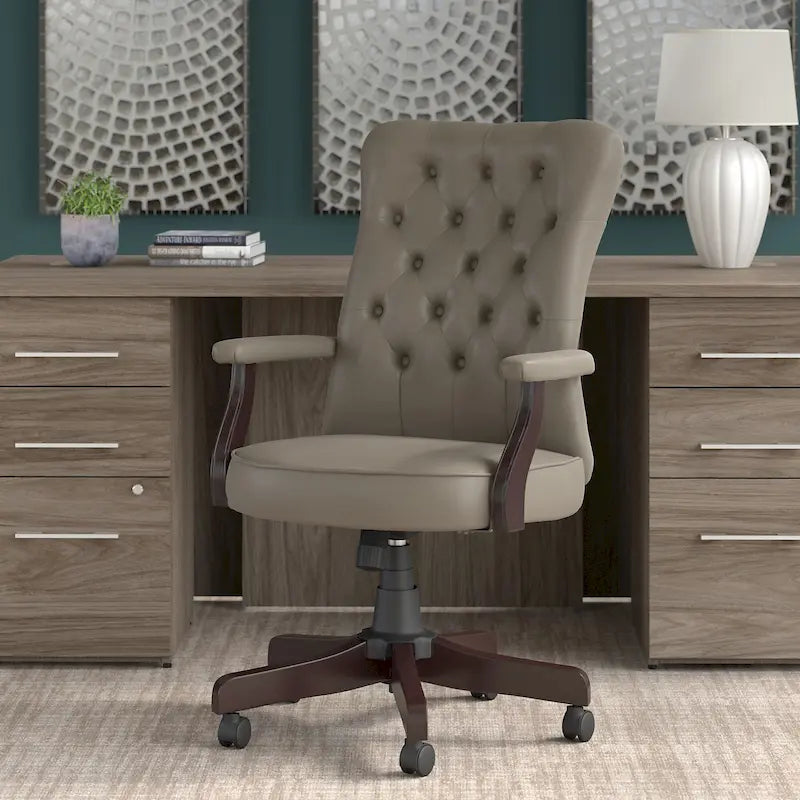 Chaise de bureau à dossier haut avec accoudoirs par